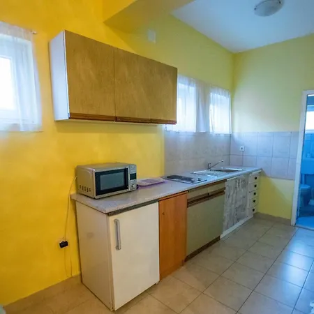 By The Sea Starigrad, Paklenica - 25400 Apartment *