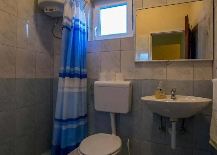 Apartamento By The Sea Starigrad, Paklenica - 25400 *